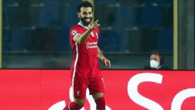 محمد صلاح ينضم لمعسكر المنتخب استعدادًا لمبارة الغد