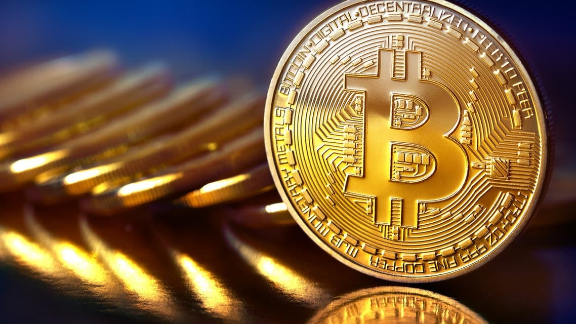 لأول مرة منذ 3 أشهر.. "بيتكوين" تتخطى حاجز الـ 50 ألف دولار