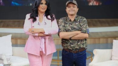 محمد هنيدي عن طفولته: عيوني ملونة وشعري كان أصفر.. ويكشف عن هوية "رمضان مبروك أبو العلمين حمودة" الحقيقي