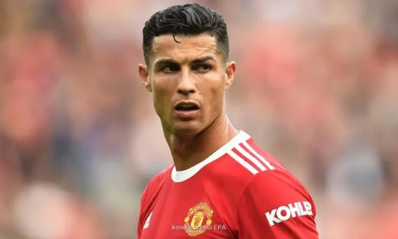 مانشستر يونايتد يزيل صورة كريستيانو رونالدو من جدران ملعب أولد ترافورد