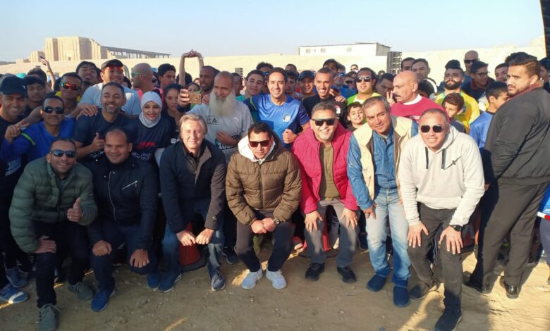 وزير الشباب والرياضة يُطلق شارة بدء ماراثون سقارة بالجيزة بمشاركة 1000 متسابق من 50 دولة