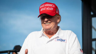 ترامب يبهر الجمهور برقصه على ملعب غولف (فيديو)