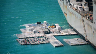 "تايمز أوف إسرائيل" تكشف موعد انتهاء بناء الرصيف العائم قبالة غزة