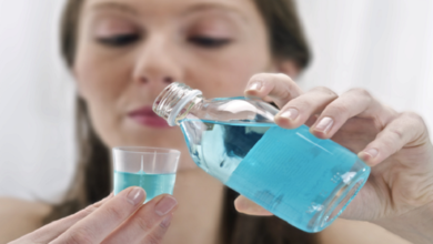 نوع محدد من غسول الفم قد يزيد خطر الإصابة بالسرطان