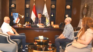 محافظ جنوب سيناء يستقبل وفد البنك الزراعي لبحث آليات العمل المشترك