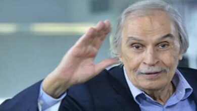 وفاة نجل الفنان المصري الراحل عزت العلايلي بعد صراع مع المرض