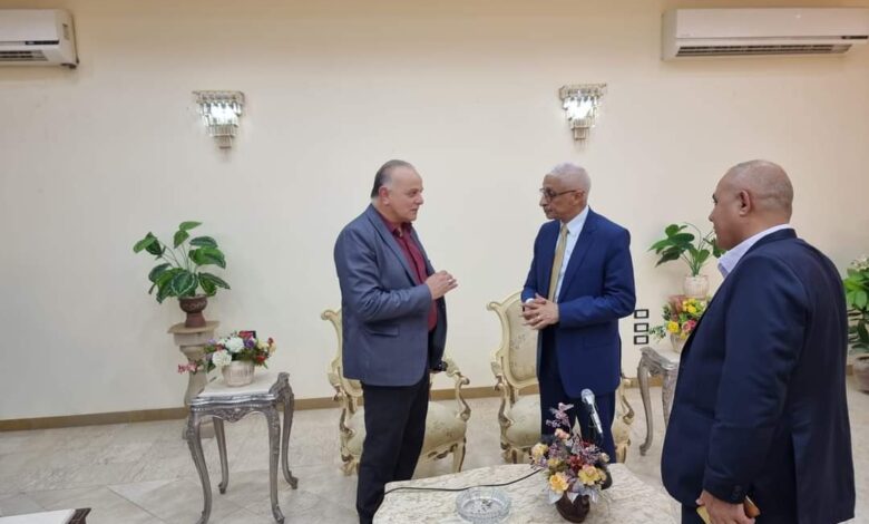 محافظ شمال سيناء يستقبل رئيس شركة مياه الشرب