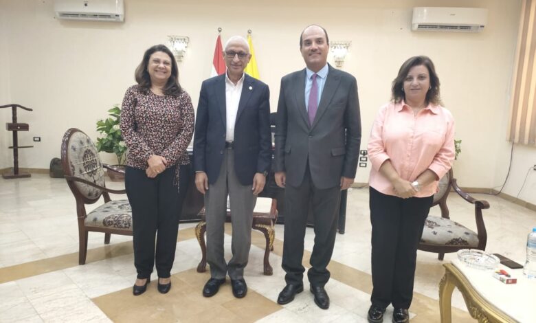 محافظ شمال سيناء وفد المجلس الأعلى للجامعات