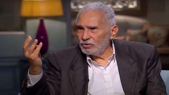 نجل الفنان عبد الرحمن أبو زهرة يكشف حالة والده الصحية وحقيقة إصابته بالـ"ألزهايمر"