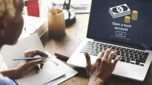 فتح الحساب المصرفي للمصريين بالخارج من السفارات والقنصليات