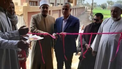 محافظ بني سويف ينيب رئيس المدينة في افتتاح مسجد عزبة قطري