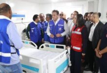استعداداً لمساعدة قطاع غزة.. وزير الصحة يتفقد مستشفى الشيخ زويد المركزي