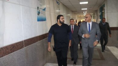 محافظ القليوبية يطمئن علي مصابي حادث كسر ماسورة بخط انابيب الغاز بالخانكة