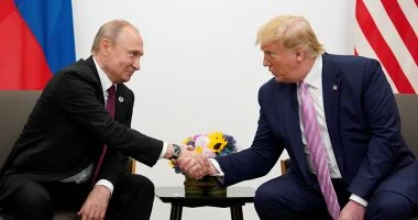 الرئيس الأمريكي يطلب من نظيره الروسي إنقاذ أرواح القوات الأوكرانية المحاصرة فى "كورسك"