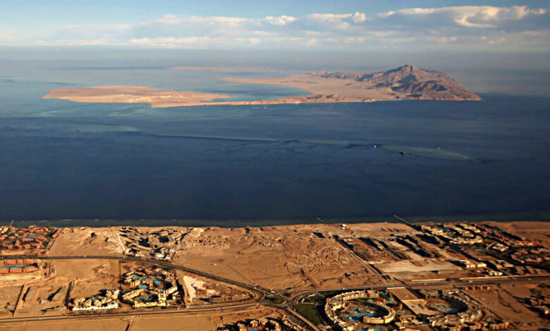 تيران وصنافير حديث الساعة