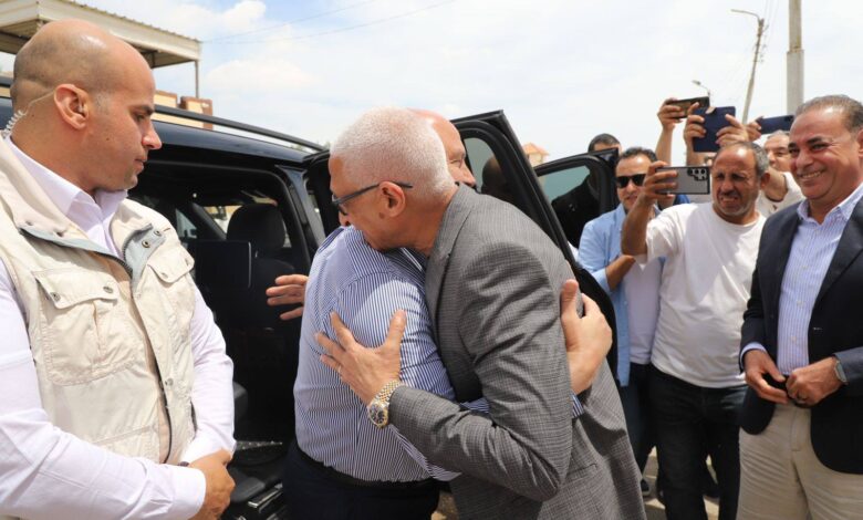 وصول وزير النقل والصناعة إلى شمال سيناء