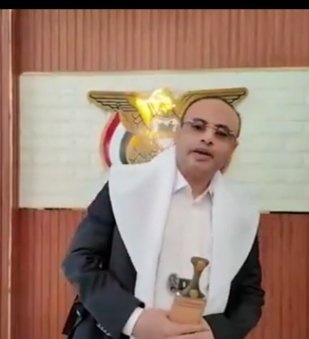 الرئيس مهدي المشاط من مطار صنعاء الدولي: العدوان لن يثنينا عن إسناد غزة