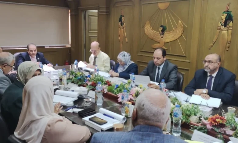 ترقية 5 قيادات جديدة بشركة مصر الوسطى لتوزيع الكهرباء