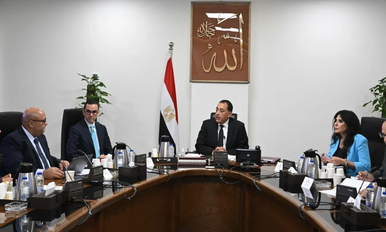مدبولي: إتاحة المزيد من التيسيرات لجذب وتحفيز الاستثمارات في الذهب