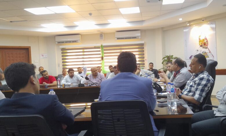 رئيس جهاز مدينة سوهاج الجديدة يلتقي المستثمرين لبحث التحديات وتنشيط الاستثمار
