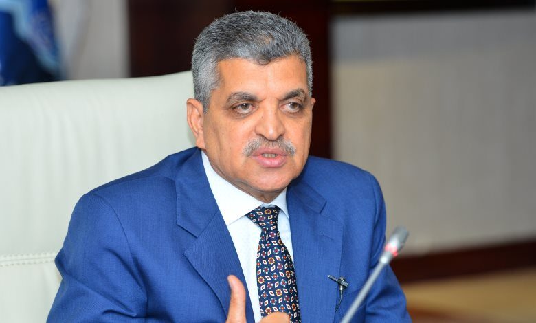 رئيس هيئة قناة السويس يشيد بالتعاون المثمر مع مجموعة «أيه بي موللر ميرسك»