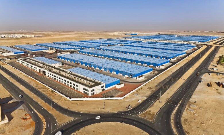 الصناعة: طرح 1128 قطعة أرض صناعية مرفقة بـ16 محافظة على مساحة 6.2 مليون متر مربع