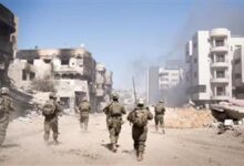 جيش الاحتلال يزعم تعرض قواته لإطلاق نار في رفح.. وحماس تنفي علمها بأي اشتباكات