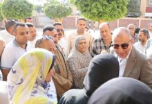 محافظ المنيا يعقد لقاء خدمة المواطنين