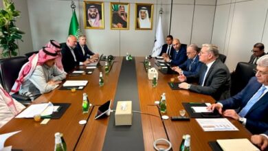 وزير البترول يبحث تعزيز مشاركة الشركات المصرية في مشروع «نيوم» بالسعودية