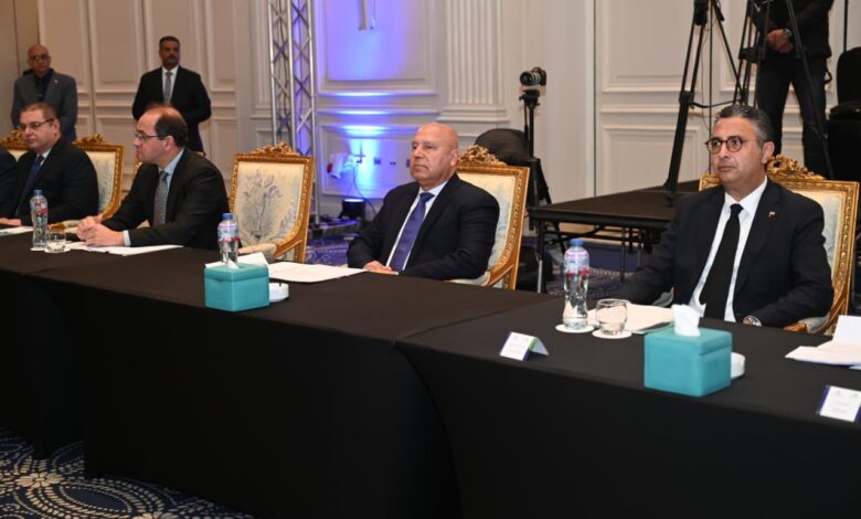 وزير الصناعة يفتتح المؤتمر السنوي الرابع لغرفة الصناعات الغذائية «غذاء مصر»