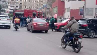 السيطرة على حريق مفاجئ داخل محل ملابس بالمهندسين