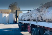 الهلال الأحمر المصري يطلق قافلة «زاد العزة 84».. 280 ألف سلة غذائية و55 ألف قطعة شتوية دعمًا لغزة