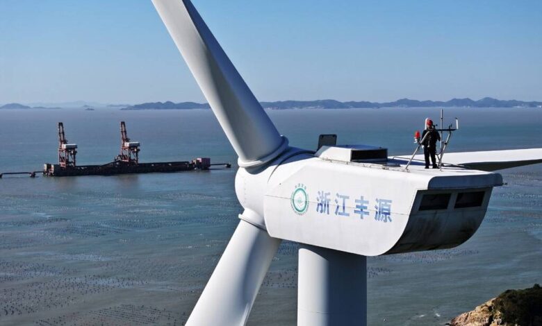 بعد سخرية ترامب في دافوس.. الصين تدافع عن سجلها في طاقة الرياح وتؤكد التزامها بالتحول الأخضر