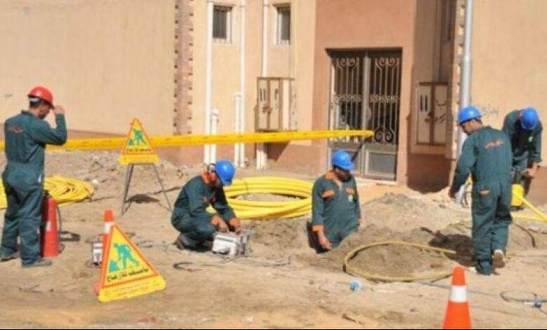 رئيس جنوب الوادي القابضة للبترول يتابع توصيل الغاز بالأقصر وقنا وأسوان