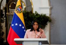 لأول مرة في تاريخها.. فنزويلا توقّع عقدًا لتصدير الغاز المسال