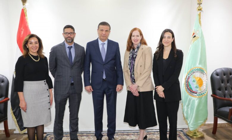 وزير الزراعة يبحث مع «كرافت هاينز» توسيع الاستثمارات وتعزيز الزراعة التعاقدية