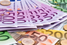 استقرار سعر اليورو وارتفاع الدولار بمنتصف تعاملات اليوم الأربعاء 14 يناير 2026 بالبنوك المصرية