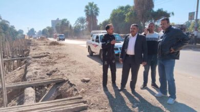 رئيس مركز ساحل سليم يتابع أعمال تطوير مدخل الترعة الفاروقية
