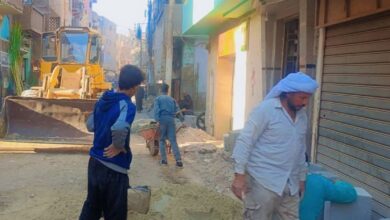 محافظ أسيوط: تطوير شوارع بمدينة منفلوط بتركيب بلدورات وبلاط إنترلوك للأرصفة