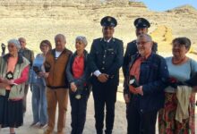 توزيع هدايا تذكارية على الأفواج السياحية بمنطقة بني حسن بالمنيا