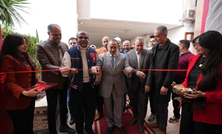 محافظ أسيوط يفتتح معرض مصانع دمياط للأثاث