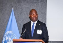 رئيس موزمبيق يلغي مشاركته في منتدى دافوس بعد فيضانات قاتلة