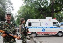 معجزة نجاة في كارناتاكا.. طيار يقفز من طائرة قبل تحطمها بثوانٍ