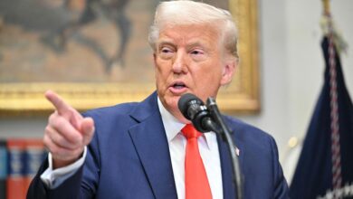 ترامب يدعو لتمرير قانون الإنفاق فورًا ويكشف عن اتفاق تجاري مع الهند