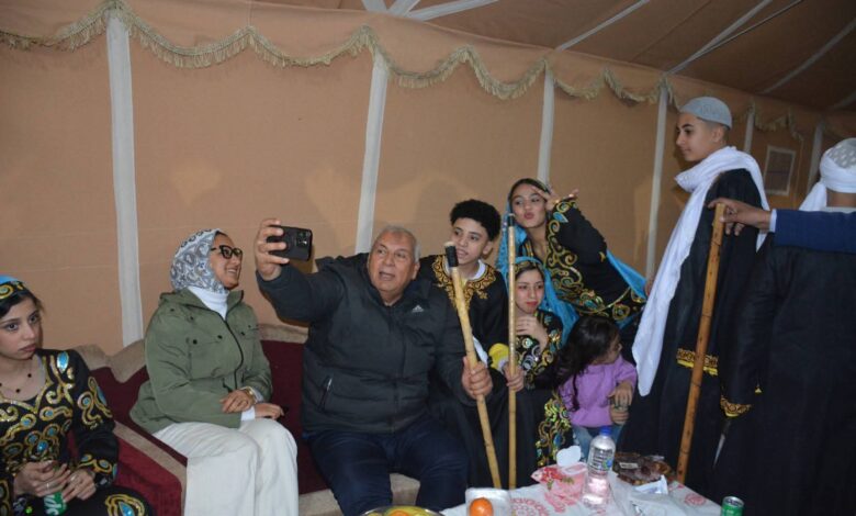 محافظ الوادي الجديد يشهد الأمسية الفنية لوفود أولمبياد المحافظات الحدودية 