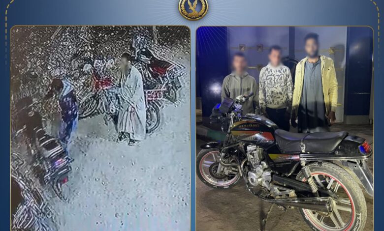 ضبط عاطلين لسرقتهما دراجة نارية أمام مستشفى بفاقوس