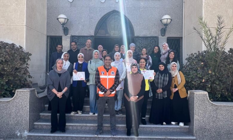 دورة تدريبية في الإسعافات الأولية بالبحر الأحمر
