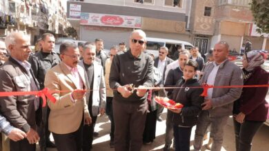 بتخفيضات تصل إلى 30%.. محافظ المنيا يفتتح معرض «أهلاً رمضان» بأبوقرقاص