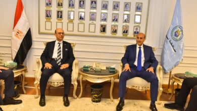 محافظ أسيوط يستقبل رئيس جامعة أسيوط لتقديم التهنئة لتوليه منصبه الجديد