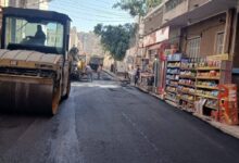 استكمال أعمال رصف ورفع كفاءة شوارع بحي شرق أسيوط ضمن الخطة الاستثمارية